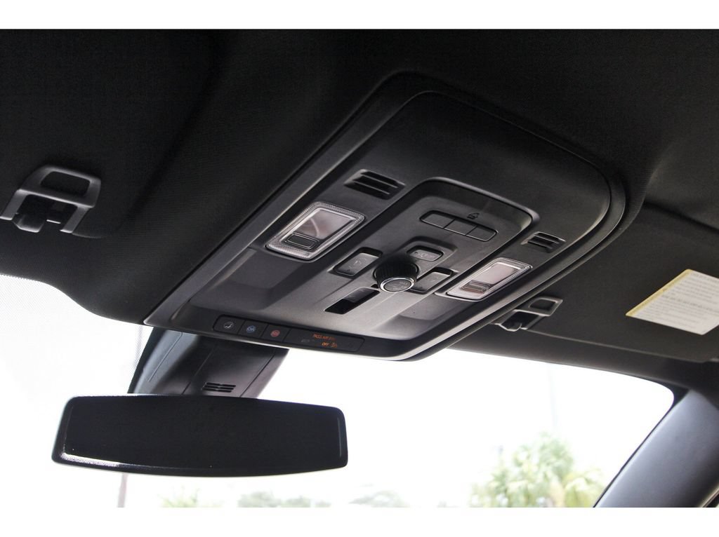 Used 2022 GMC Yukon Denali AWD/4WD image 22