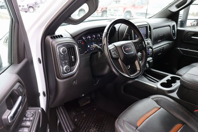 Used 2023 GMC Sierra 3500 AT4 w/ AT4 Preferred Package image 4