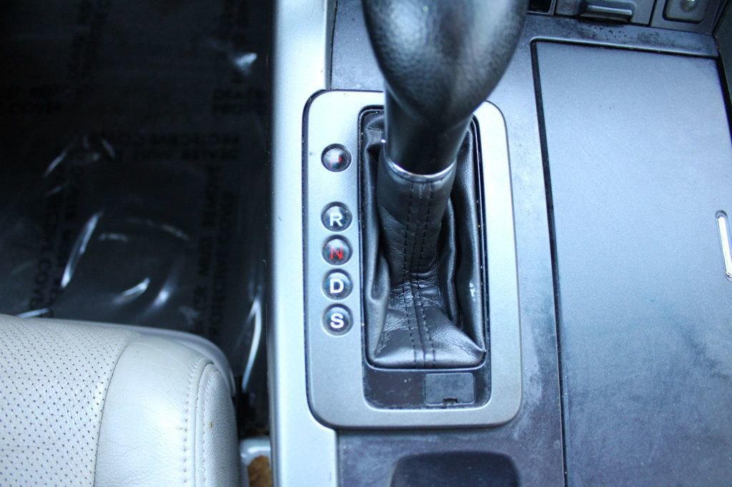 Used 2010 Acura RDX 2WD w/ Technology Package image 24