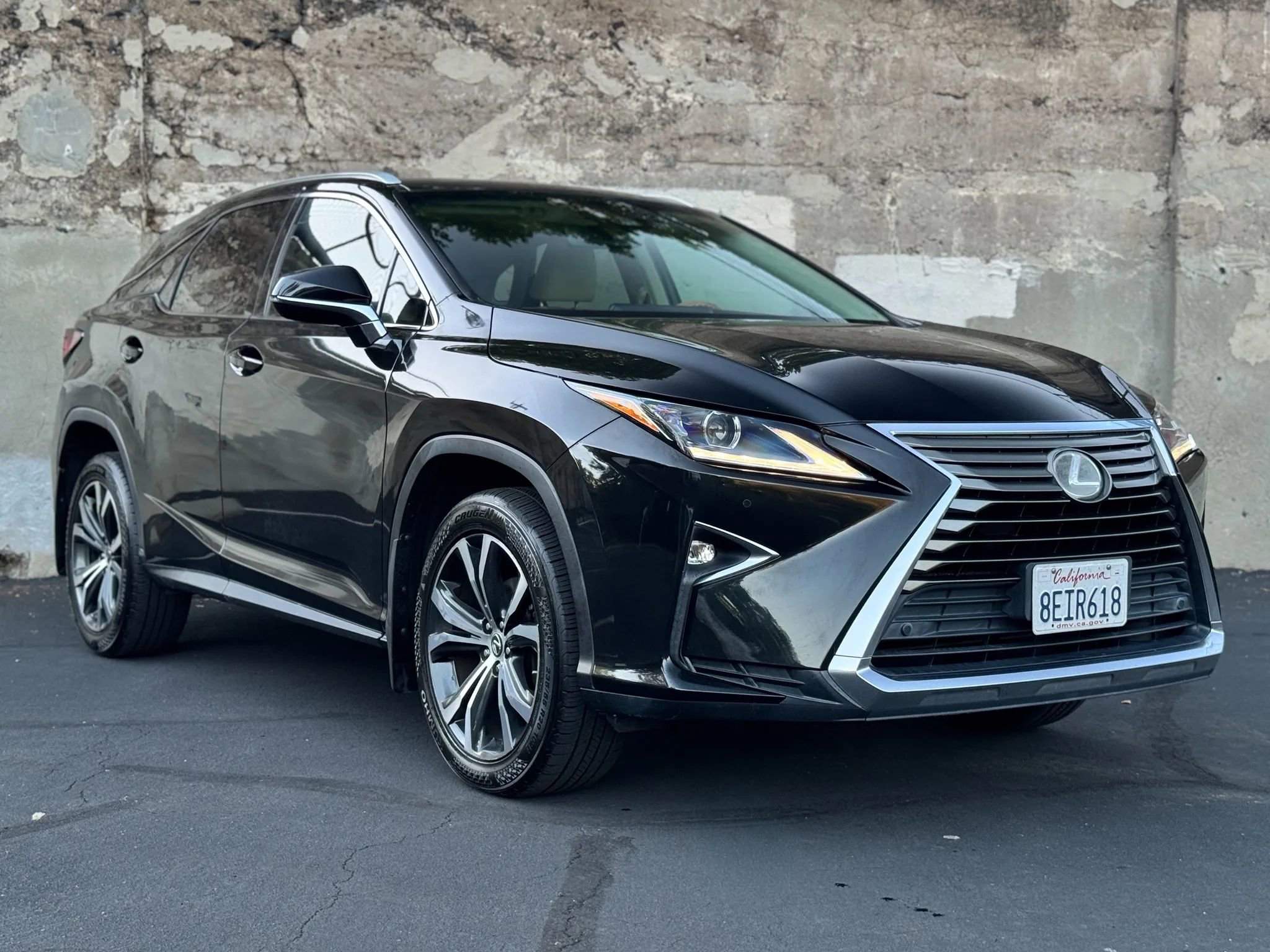Used 2018 Lexus RX 350 FWD w/ Premium Package image 3