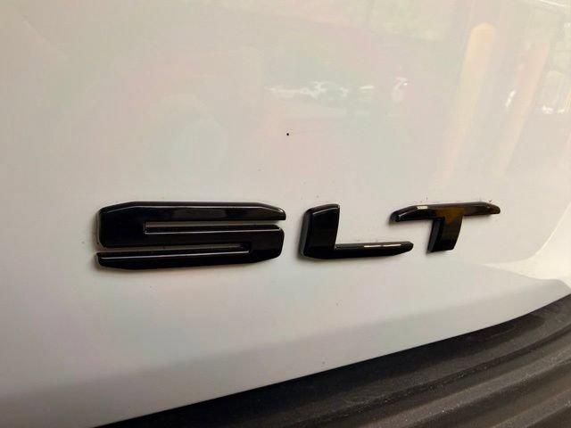 Used 2024 GMC Yukon SLT w/ SLT Luxury Package AWD/4WD image 14