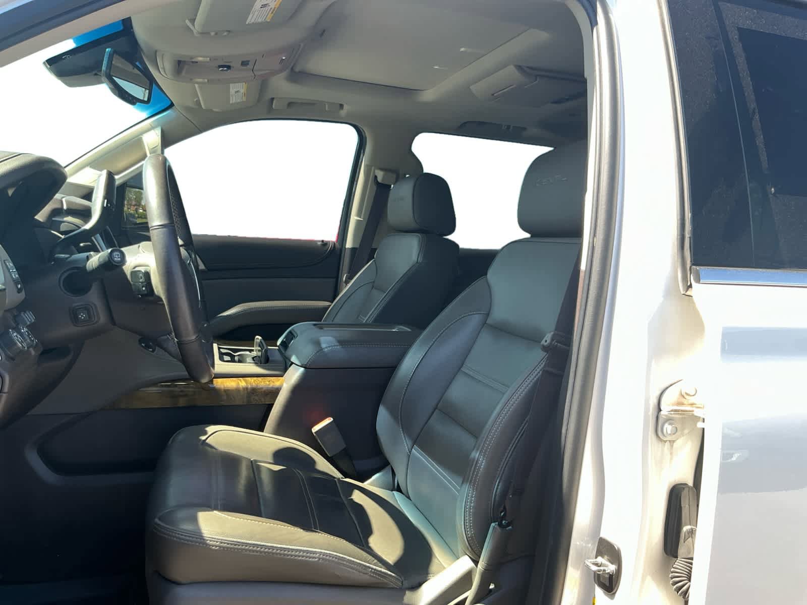 Used 2017 GMC Yukon Denali w/ Open Road Package image 18