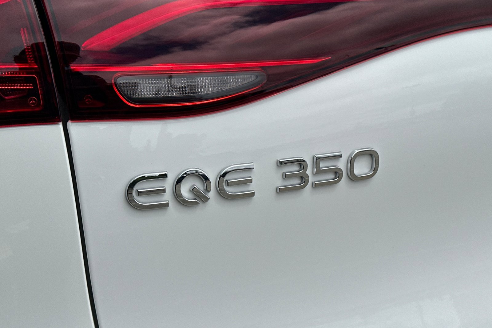 New 2025 Mercedes-Benz EQE 350+ 4MATIC SUV image 20