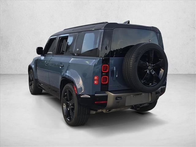 Used 2021 Land Rover Defender 110 X-Dynamic SE AWD/4WD image 7