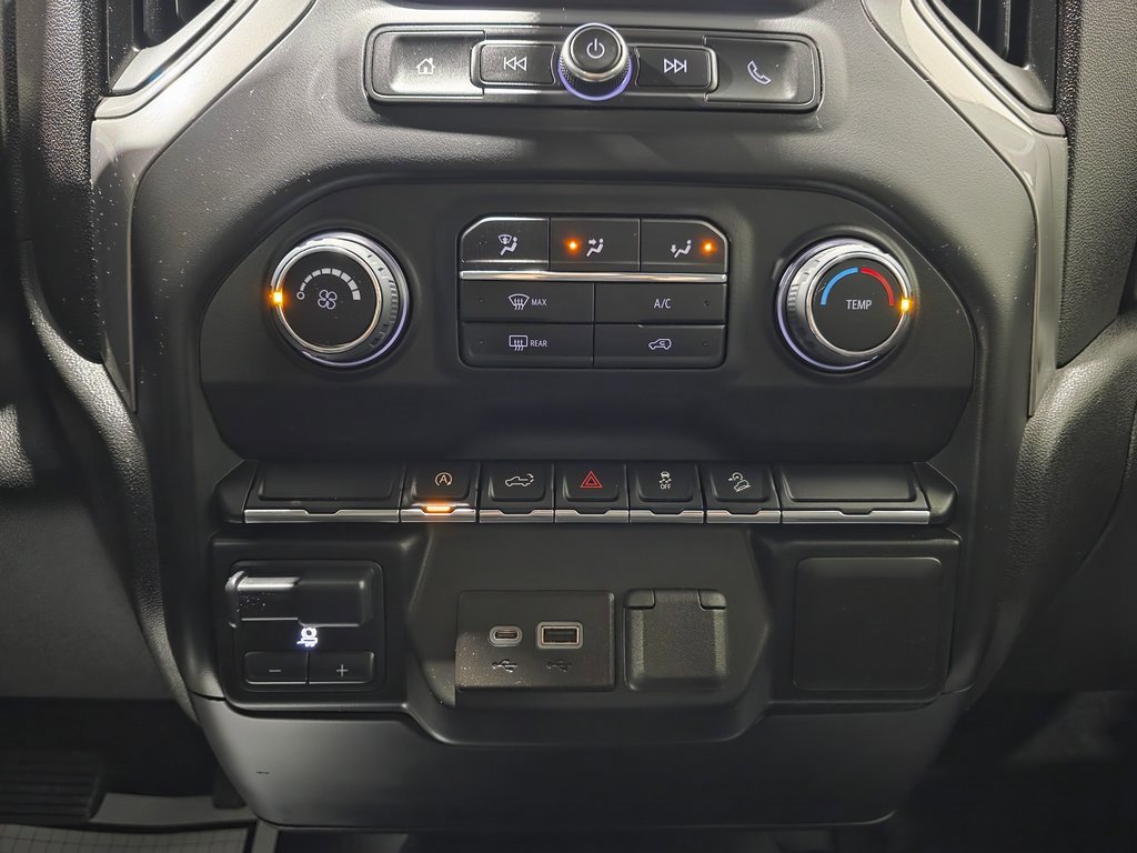 Used 2021 Chevrolet Silverado 1500 Custom Trail Boss w/ Midnight Edition image 33