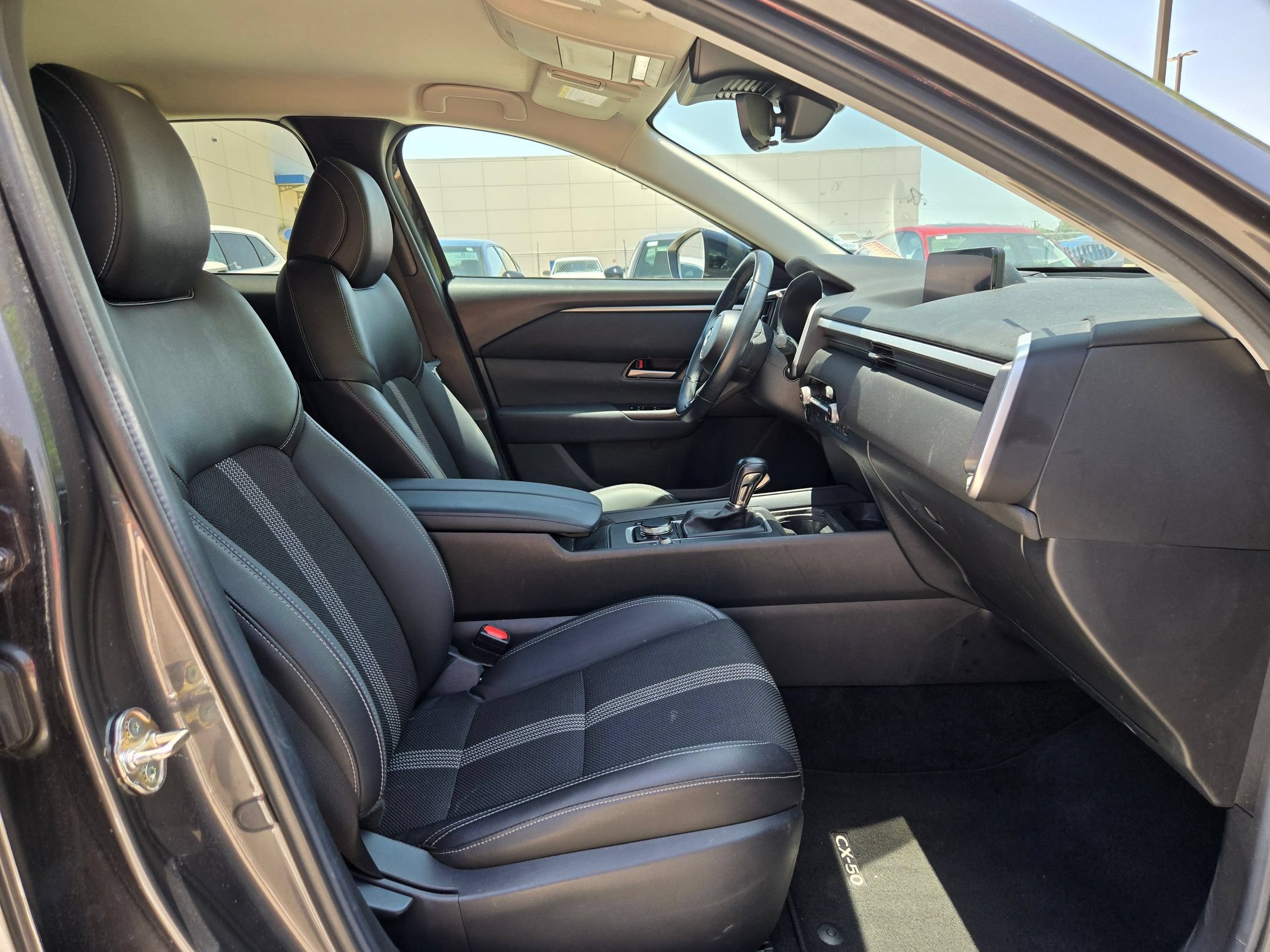 Used 2025 MAZDA CX-50 AWD 2.5 S w/ Preferred Package image 27