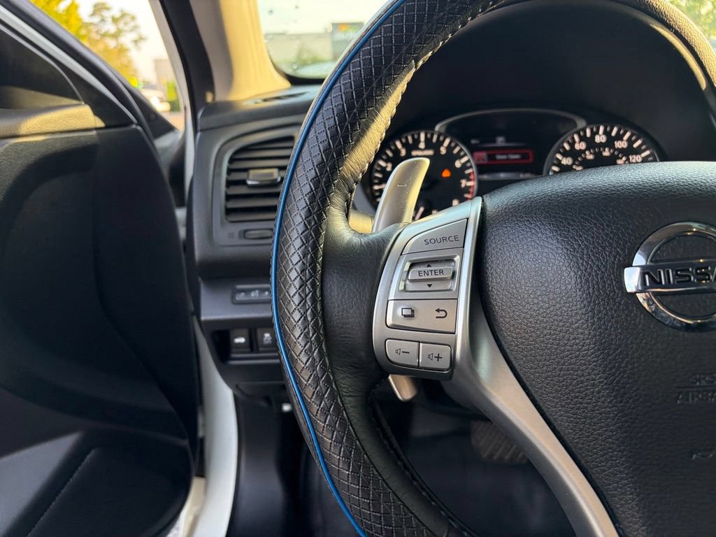 Used 2018 Nissan Altima 2.5 SR w/ SR Midnight Edition FWD image 18