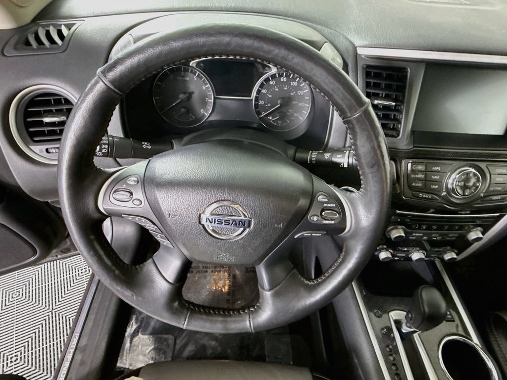 Used 2019 Nissan Pathfinder SL AWD/4WD image 22