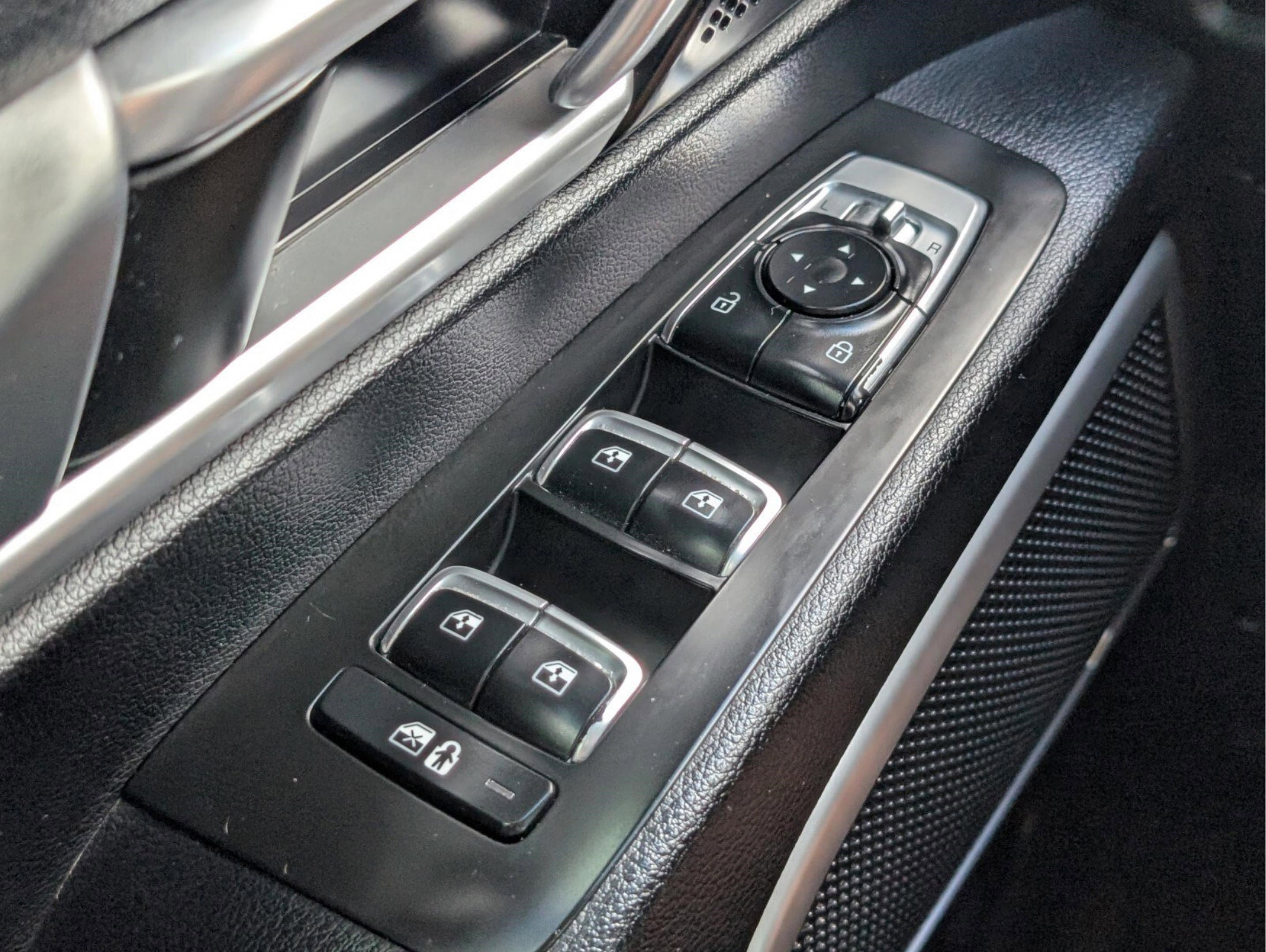 Used 2020 Kia Telluride S w/ S 8 Passenger Seating Package image 41