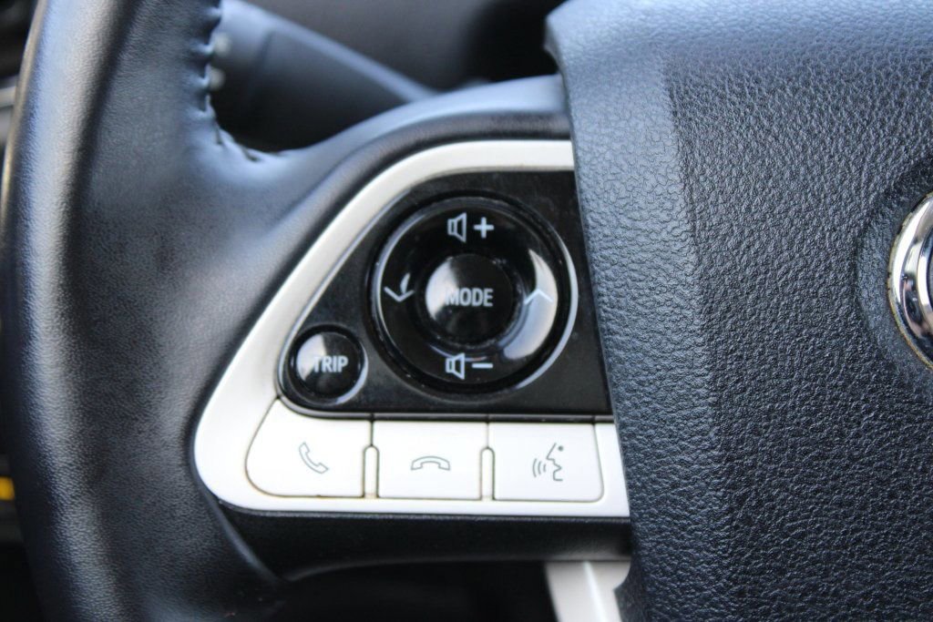 Used 2019 Toyota Prius Prime Premium w/ Carpet Mat Package image 14