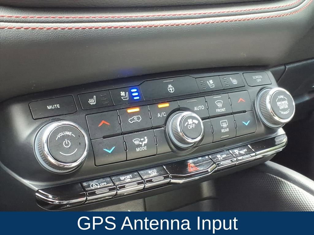 Used 2024 Dodge Durango GT AWD/4WD image 4