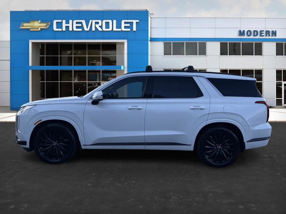 Used 2025 Hyundai Palisade Calligraphy image 2