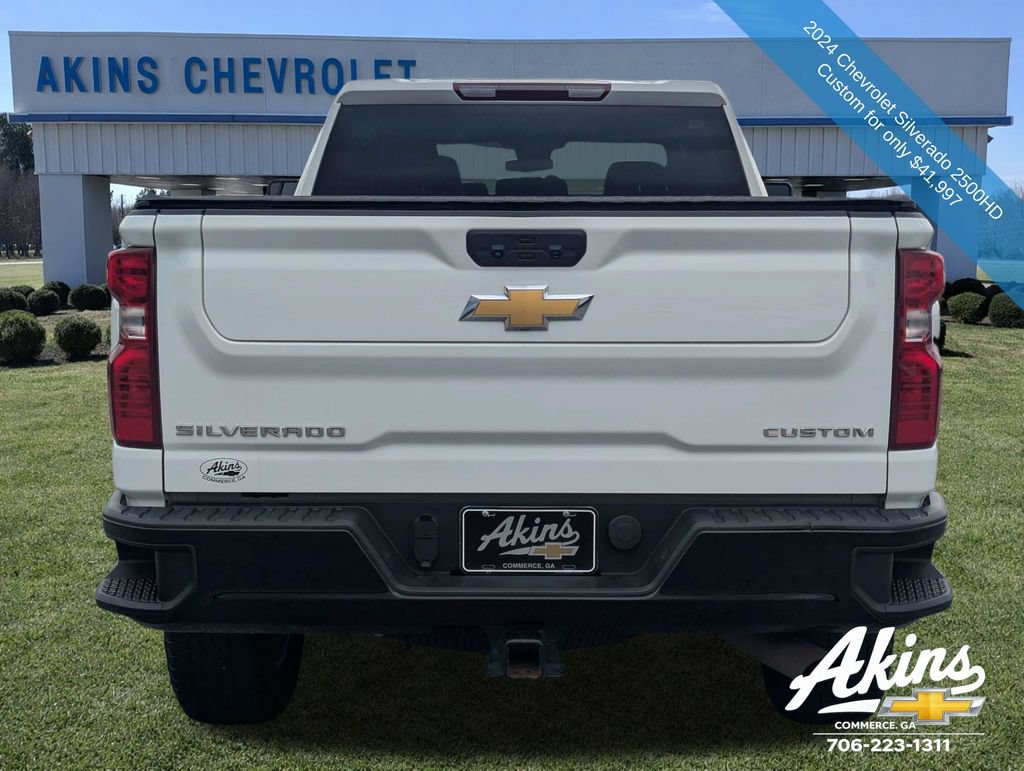 Used 2024 Chevrolet Silverado 2500 Custom w/ Custom Convenience Package AWD/4WD image 6