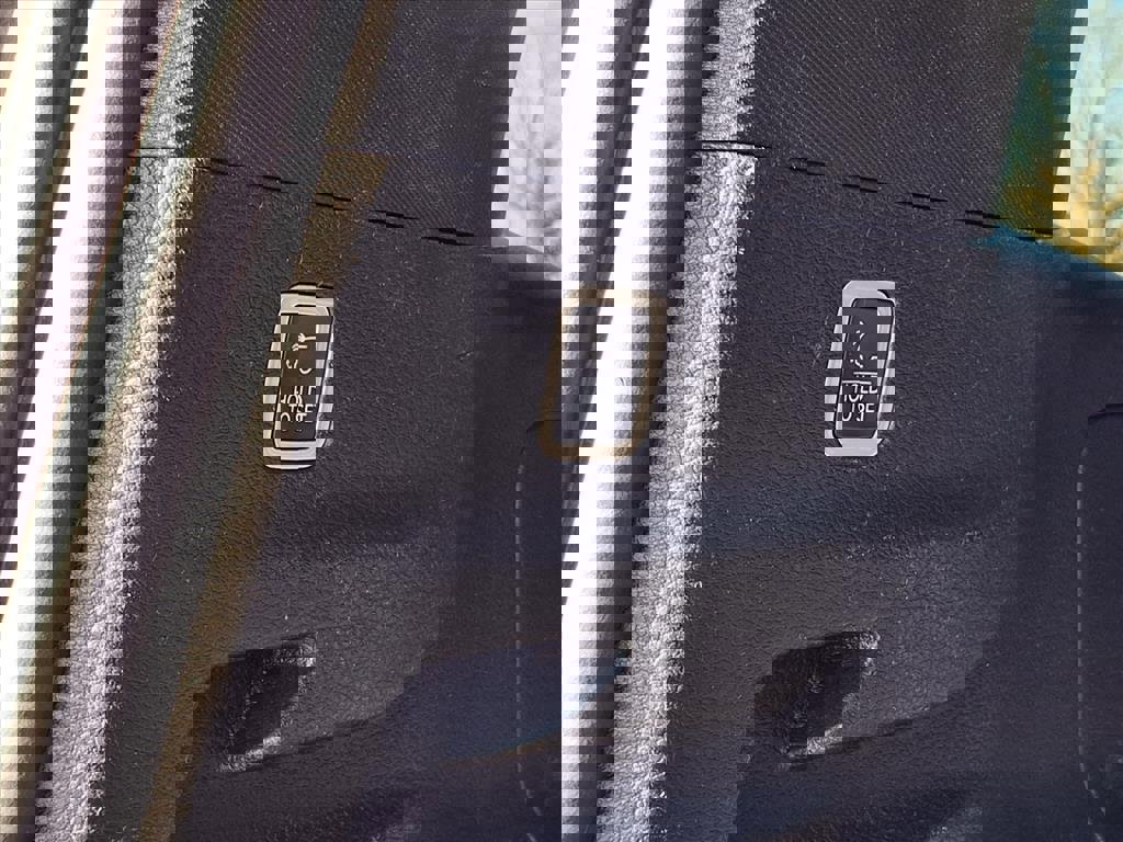 Certified 2024 Jeep Wagoneer L Series III w/ Flexible Seating Group image 53