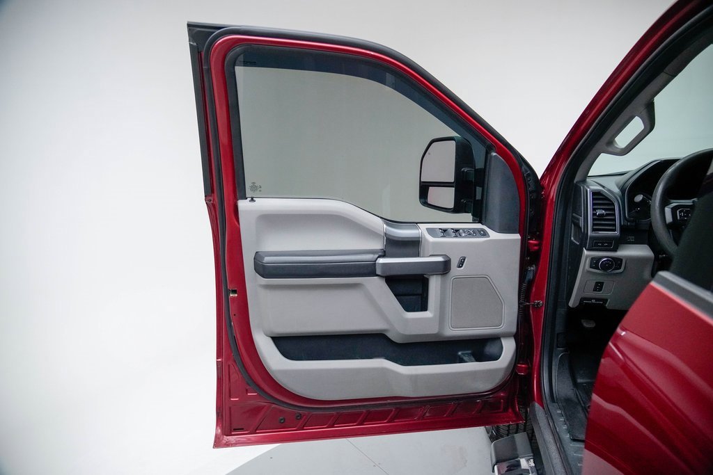 Used 2018 Ford F250 XLT w/ XLT Premium Package image 22