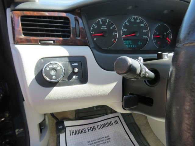 Used 2013 Chevrolet Impala LTZ image 22