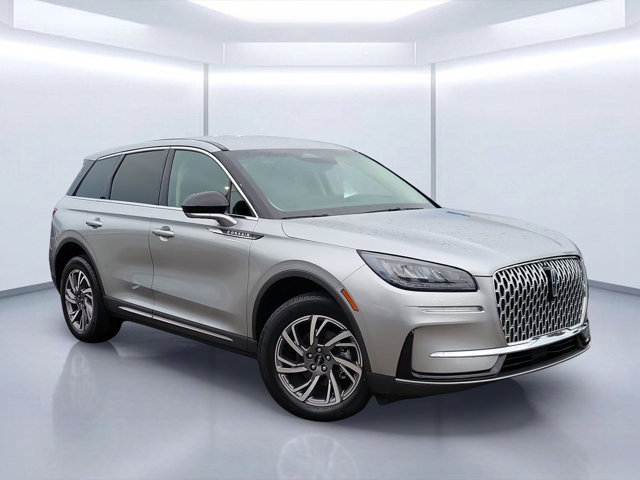 Used 2023 Lincoln Corsair FWD image 1