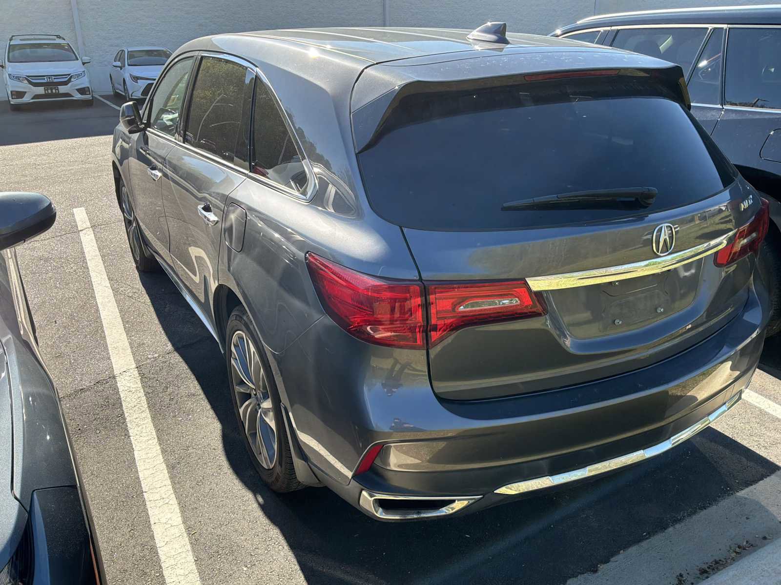 Used 2017 Acura MDX FWD w/ Technology Package image 8