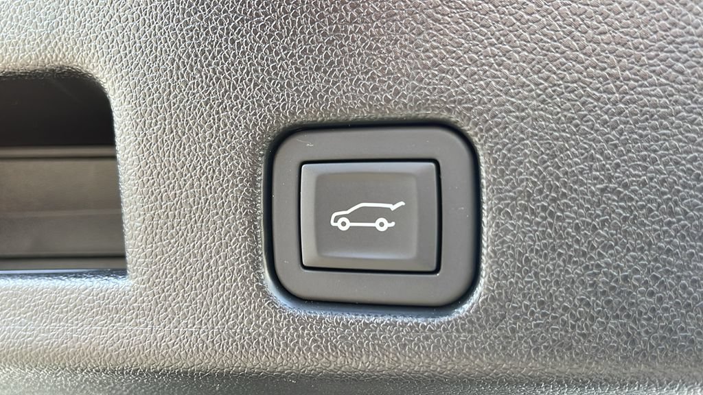 Used 2026 Buick Enclave Sport Touring w/ Power Package FWD image 25