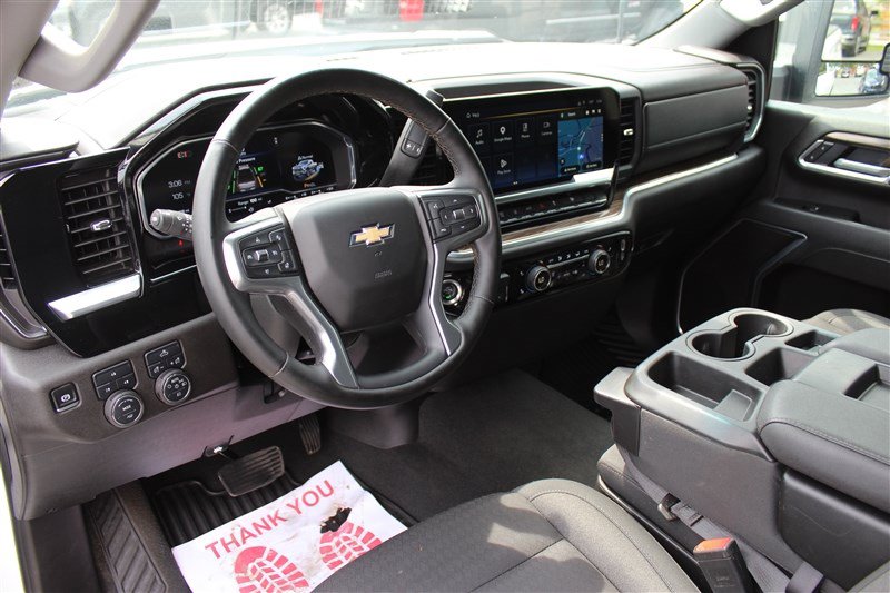 Used 2025 Chevrolet Silverado 2500 LT w/ Convenience Package AWD/4WD image 14