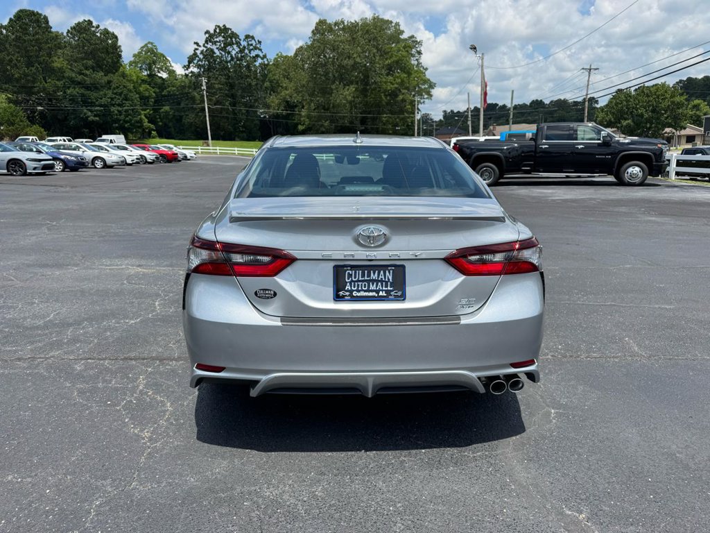 Used 2024 Toyota Camry SE AWD/4WD image 7