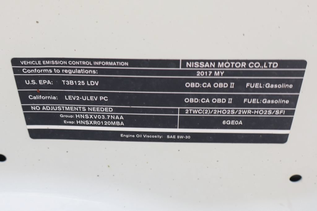 Used 2017 Nissan 370Z Coupe RWD image 14