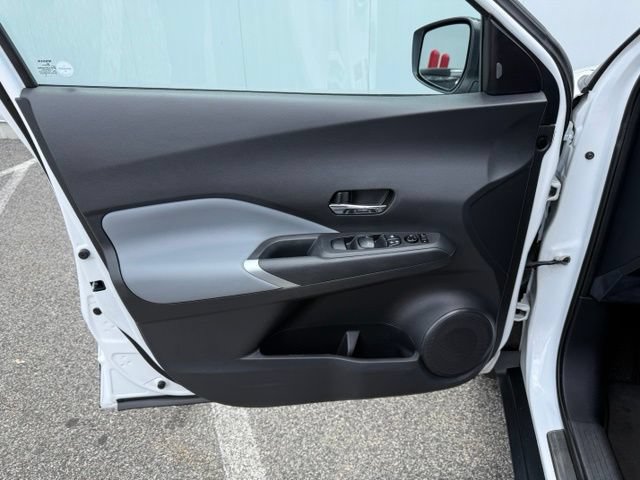 Certified 2021 Nissan Kicks SR w/ SR Premium Package FWD image 13