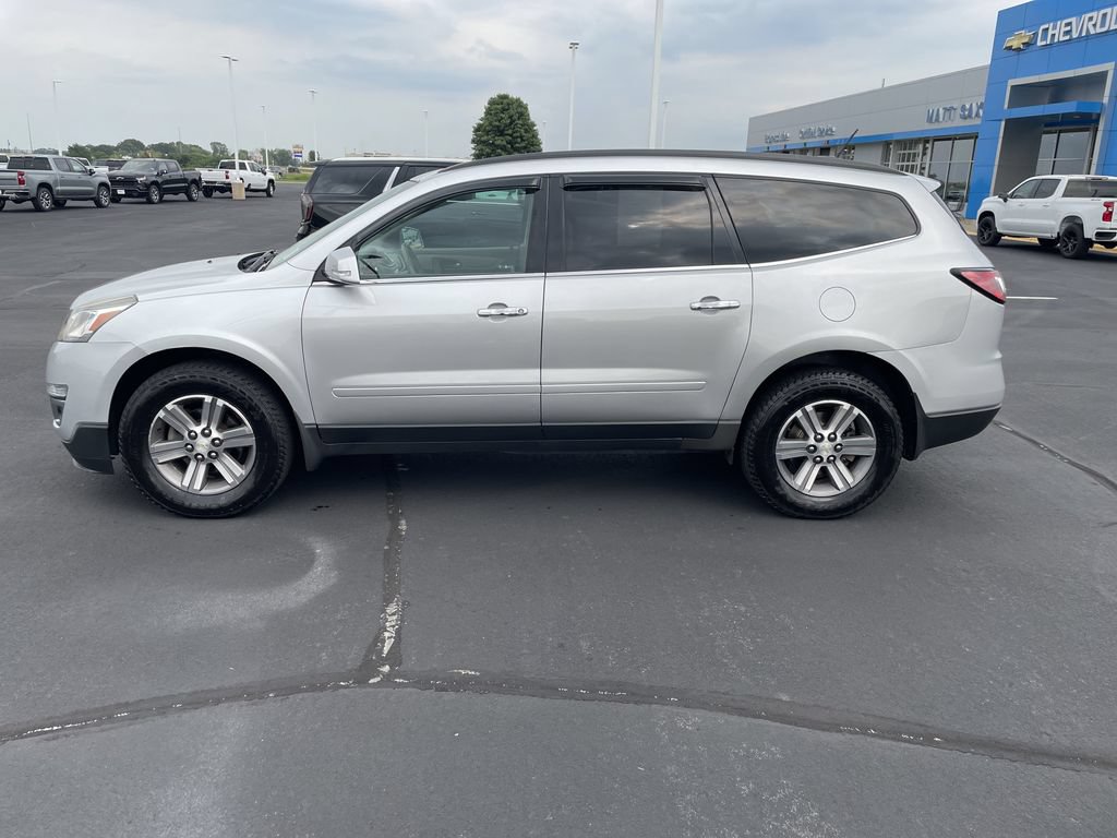 Used 2017 Chevrolet Traverse LT AWD/4WD image 2