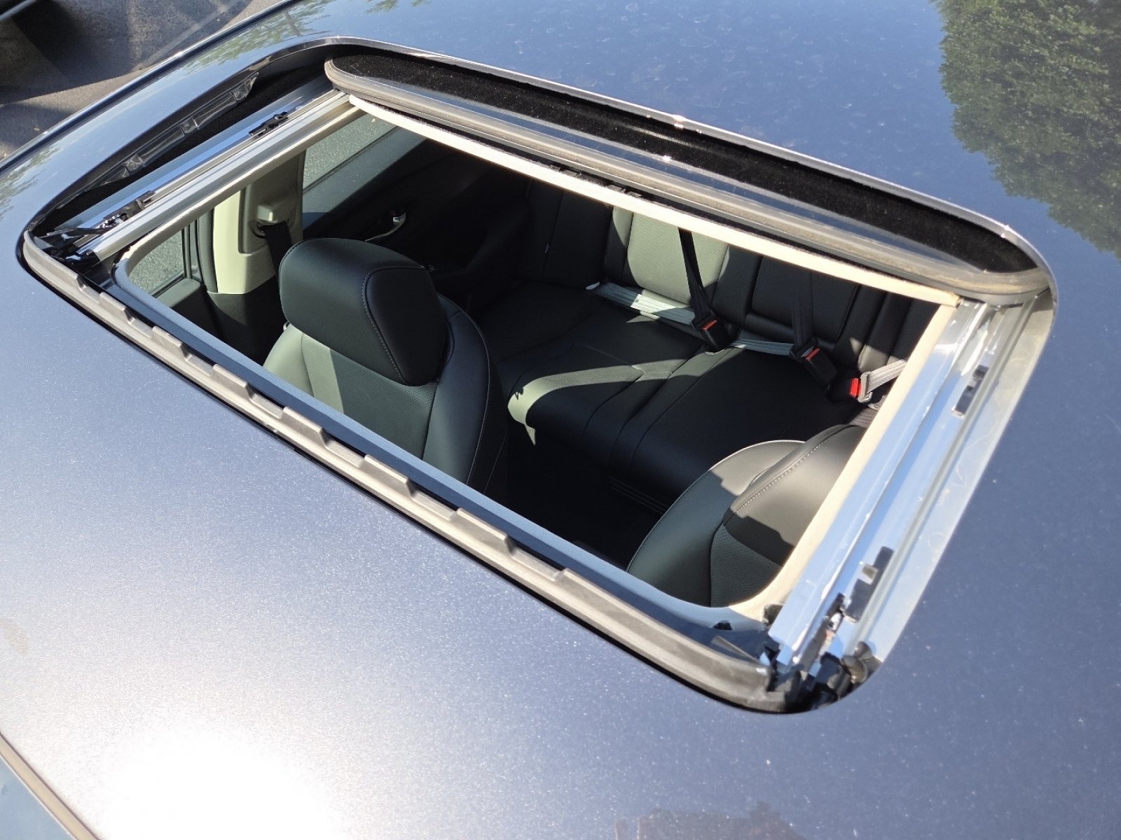 New 2026 Honda Accord EX-L image 3