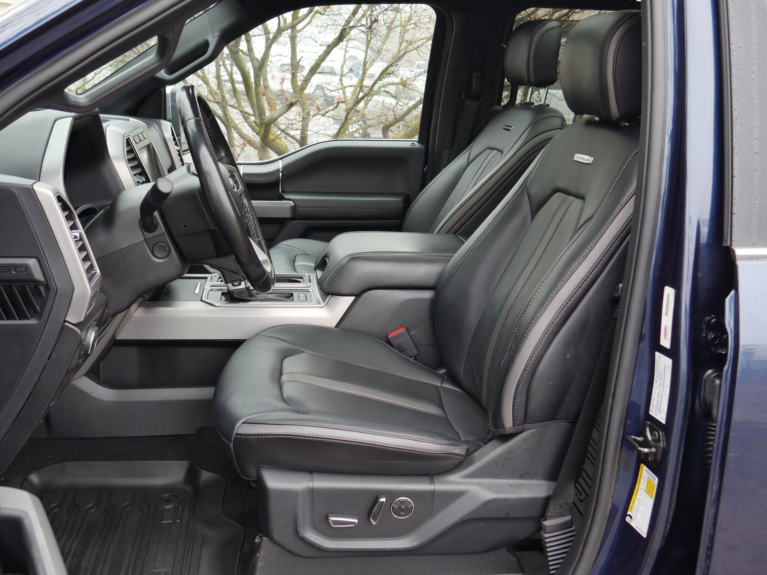 Used 2020 Ford F150 Platinum w/ Equipment Group 701A Luxury image 3