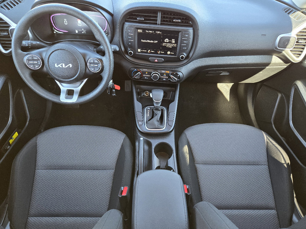 Certified 2025 Kia Soul S image 5