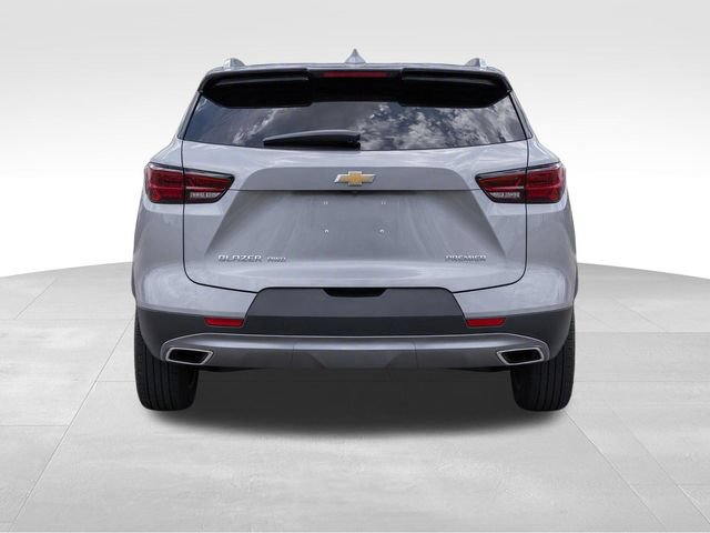 Used 2023 Chevrolet Blazer Premier w/ Enhanced Convenience Package AWD/4WD image 4