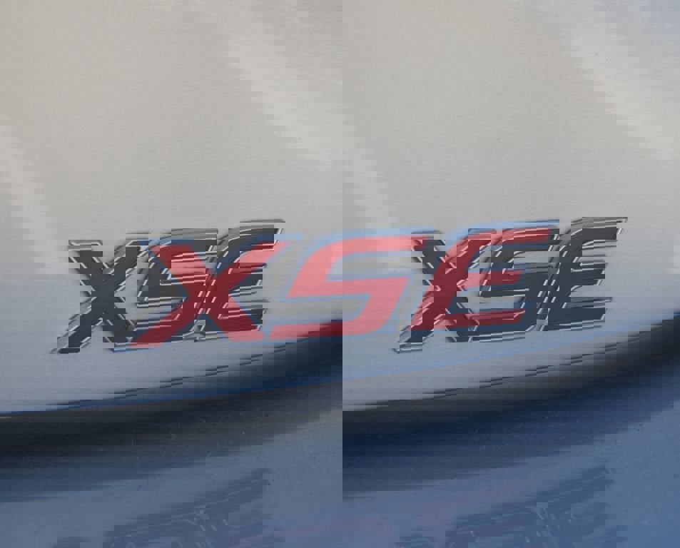 Used 2023 Toyota Corolla XSE image 17