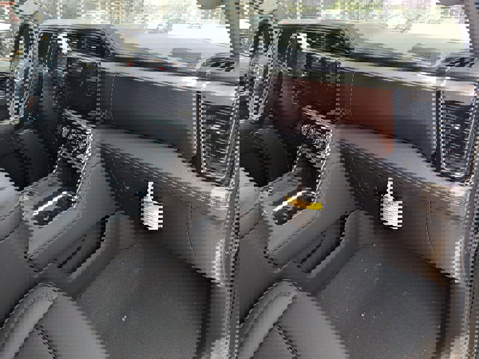 New 2025 GMC Sierra 2500 Denali w/ Denali Reserve Package image 27