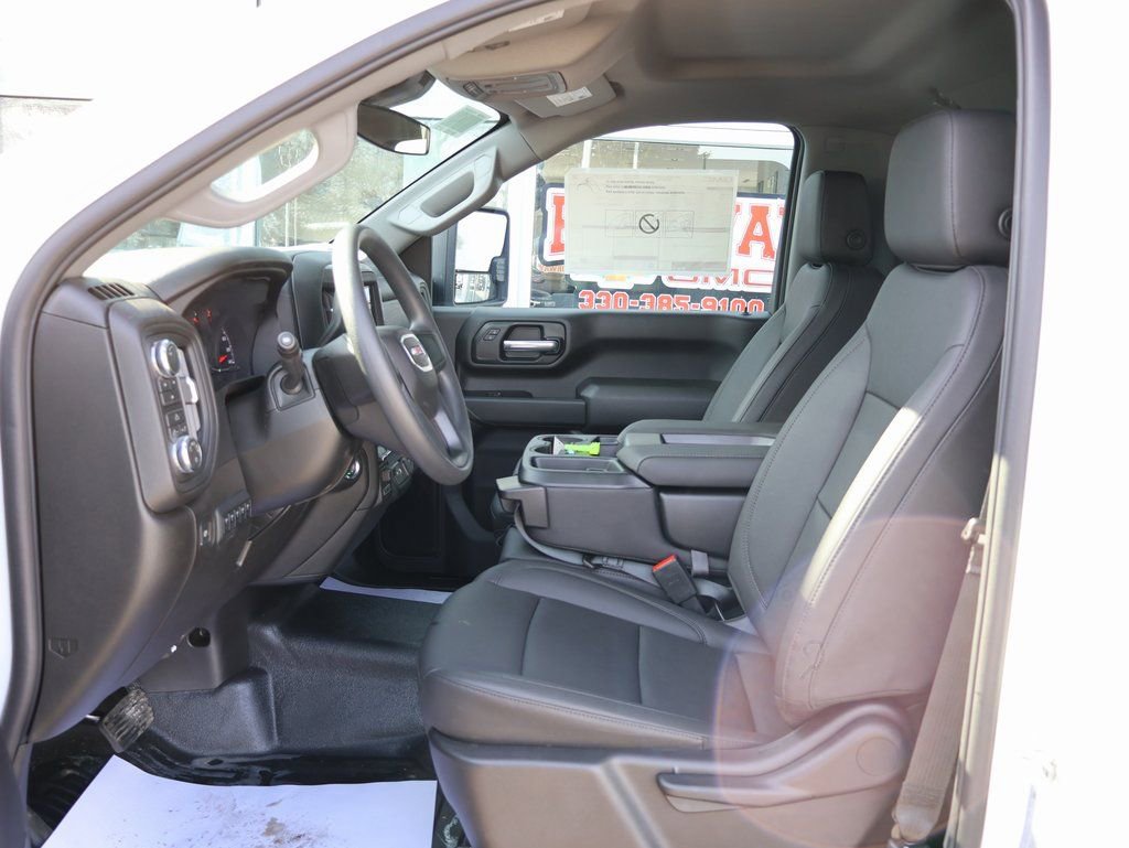 New 2026 GMC Sierra 3500 Pro w/ Convenience Package image 14