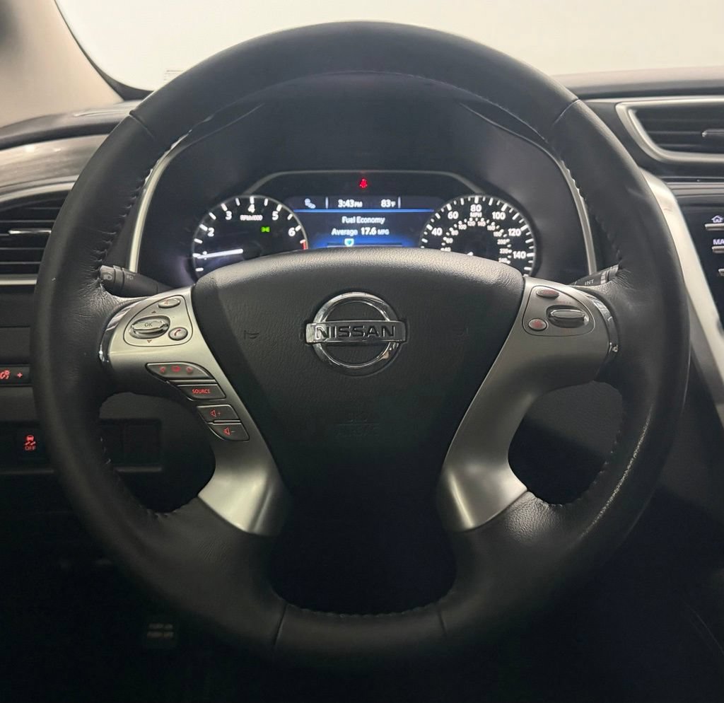 Used 2018 Nissan Murano SV AWD/4WD image 16
