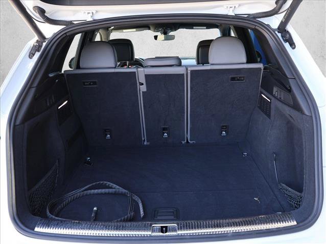 Used 2023 Audi SQ5 Prestige AWD/4WD image 6