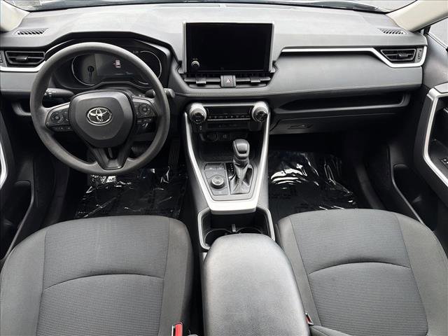 Used 2025 Toyota RAV4 LE AWD/4WD image 23