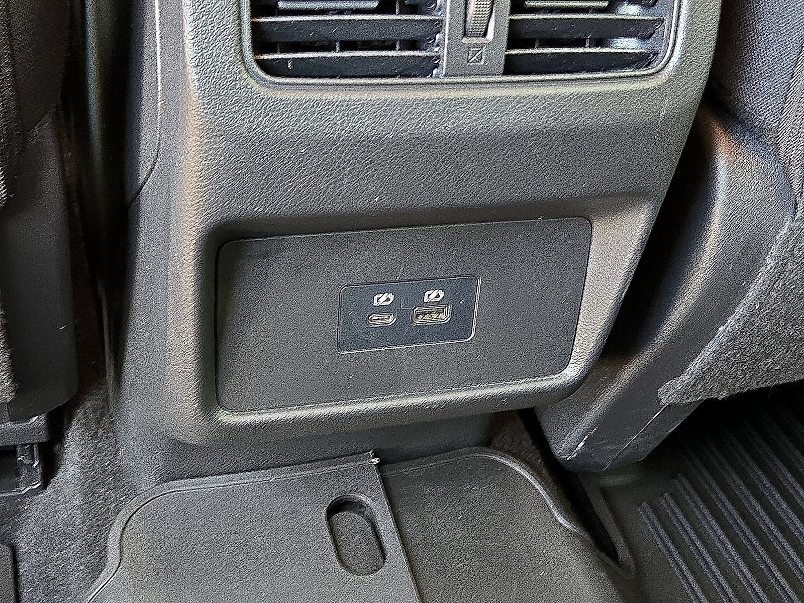 Used 2023 Nissan Rogue SV AWD/4WD image 15