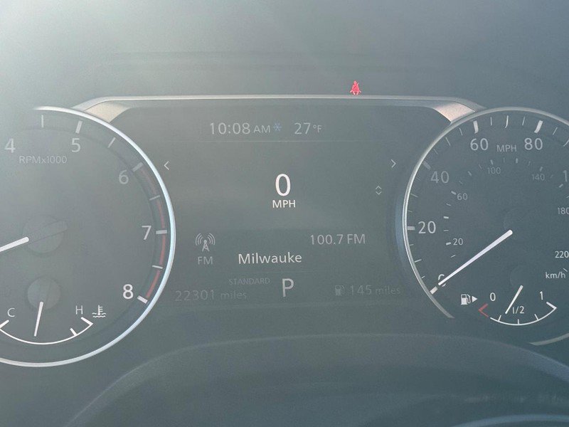 Used 2023 Nissan Rogue SV image 24