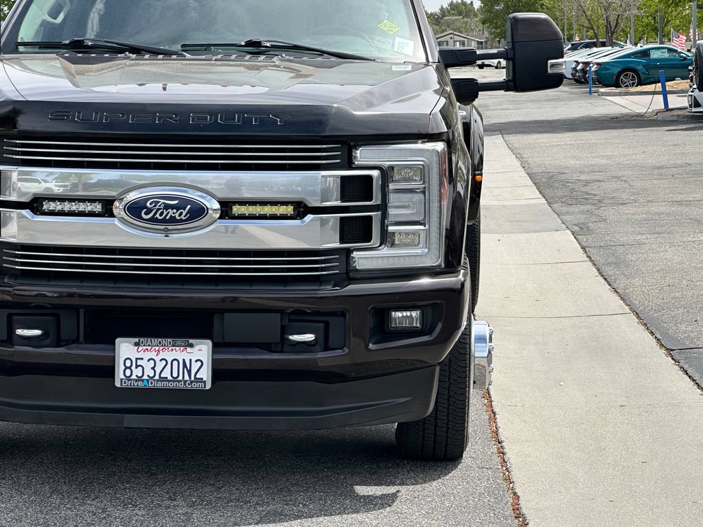 Used 2019 Ford F350 Limited AWD/4WD image 13