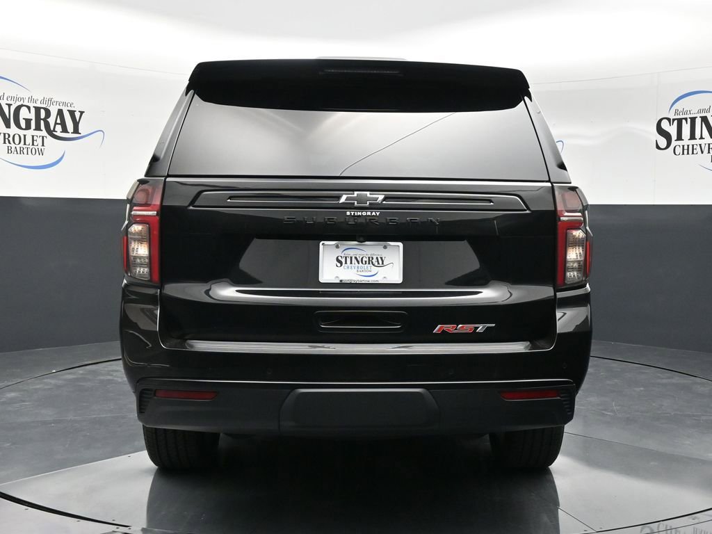 Used 2023 Chevrolet Suburban RST AWD/4WD image 6