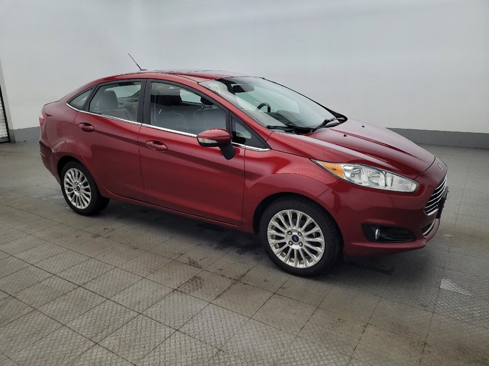 Used 2016 Ford Fiesta Titanium FWD image 11