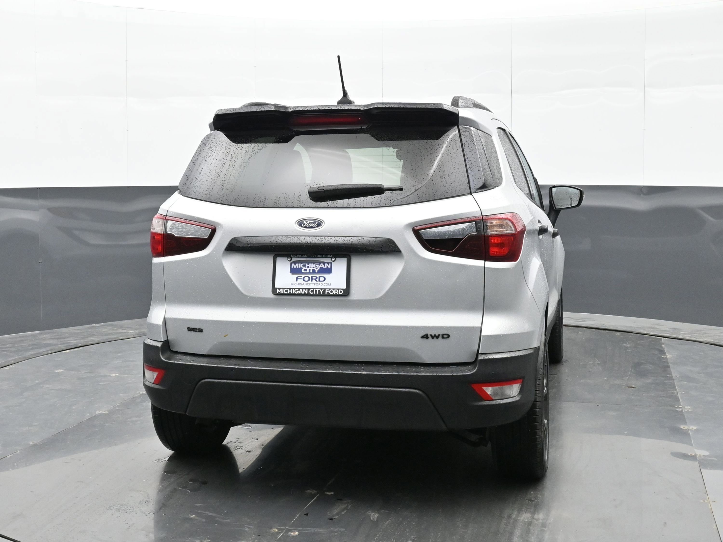 Used 2021 Ford EcoSport SES image 3