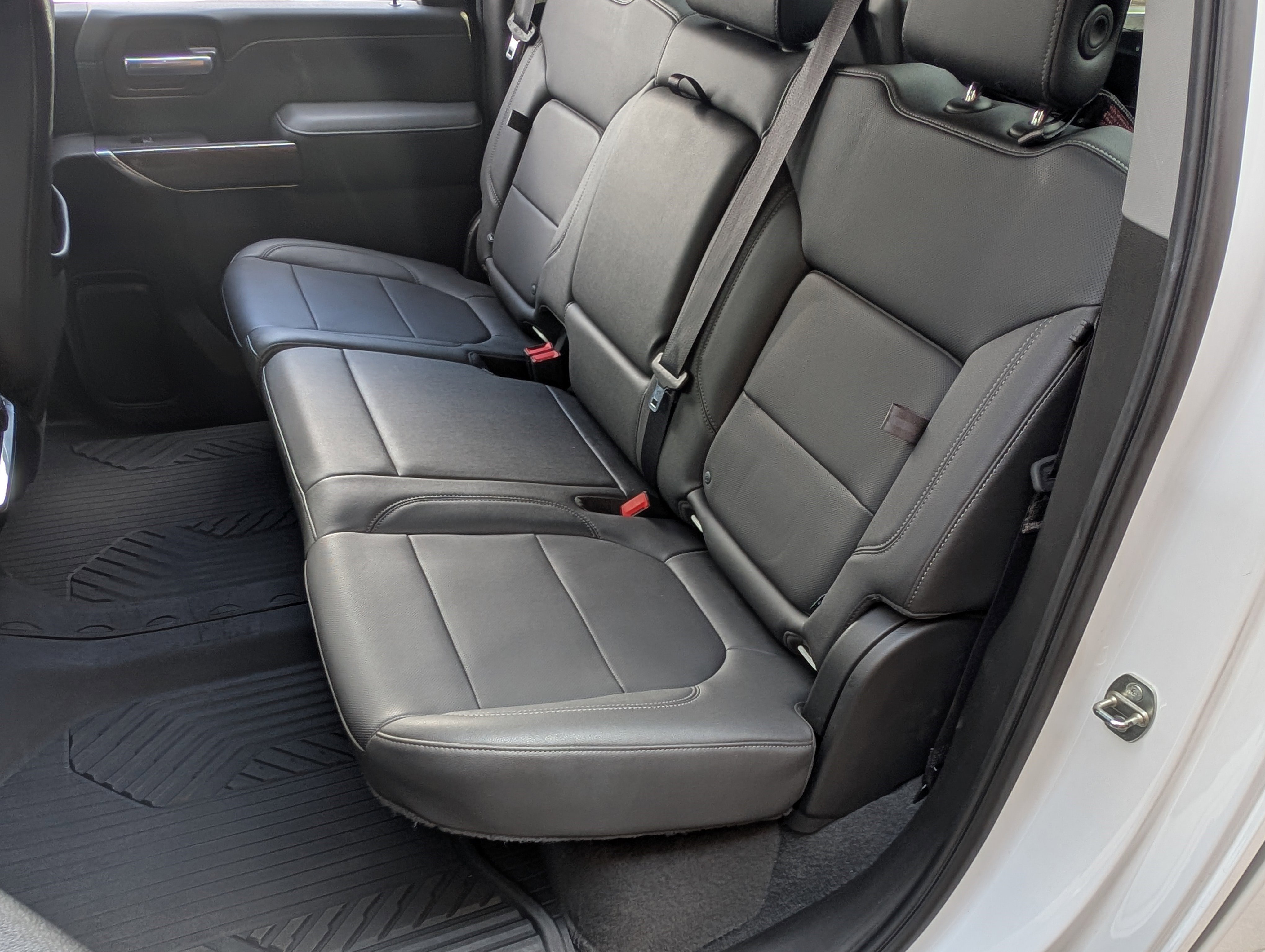 Used 2021 Chevrolet Silverado 2500 LTZ w/ LTZ Premium Package image 18