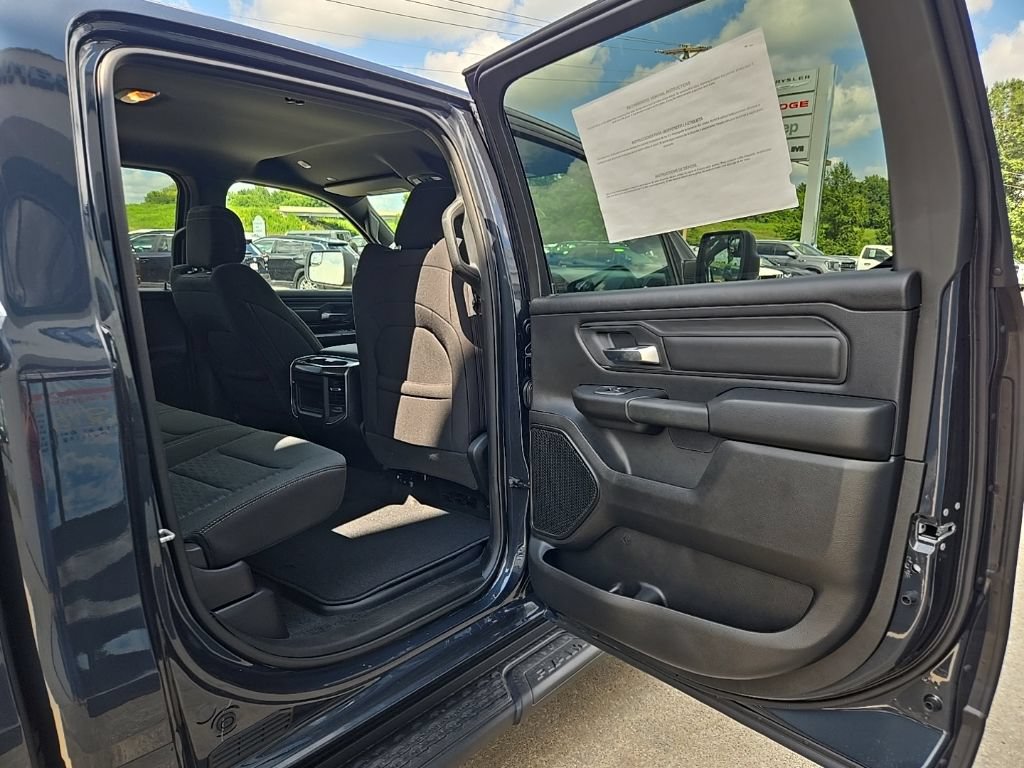 New 2027 RAM 1500 Express AWD/4WD image 82