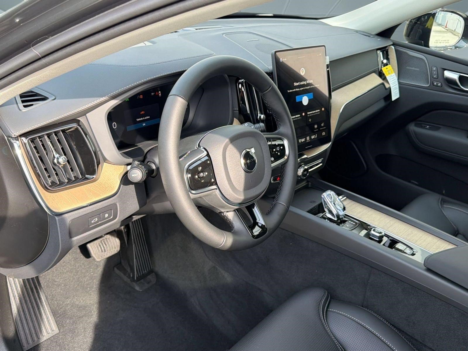 New 2026 Volvo XC60 T8 Ultra w/ Climate Package AWD/4WD image 4