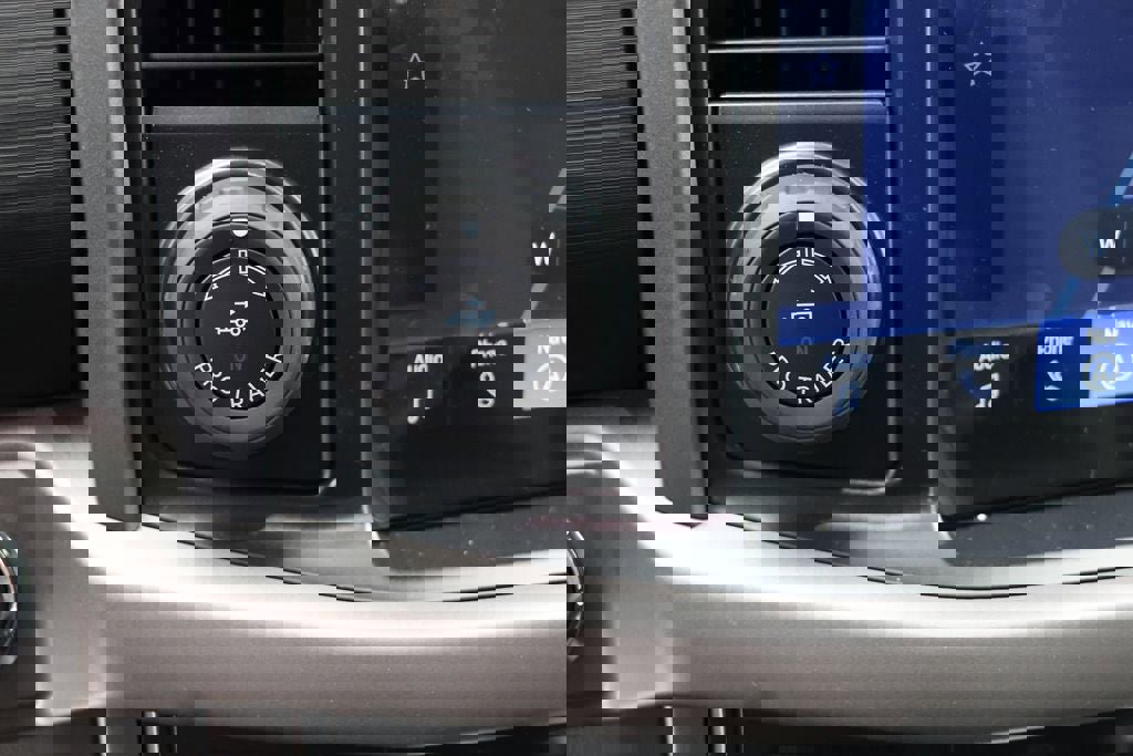 New 2025 Ford F150 XLT w/ Equipment Group 302A MID image 16