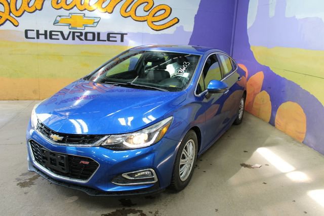 Used 2018 Chevrolet Cruze Premier w/ Premier True North Edition FWD image 4