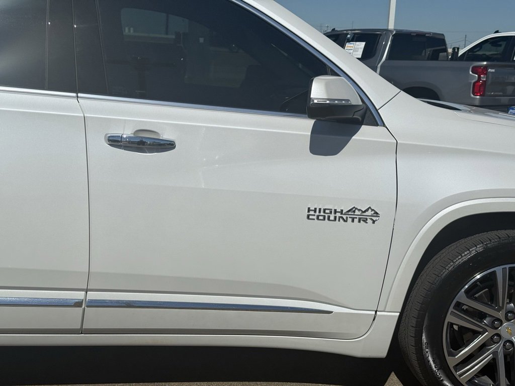 Used 2023 Chevrolet Traverse High Country w/ LPO, Floor Liner Package image 8